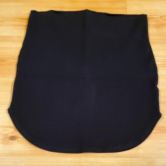 Windsor Women's Pencil Mini Skirt - Picture 2 of 11